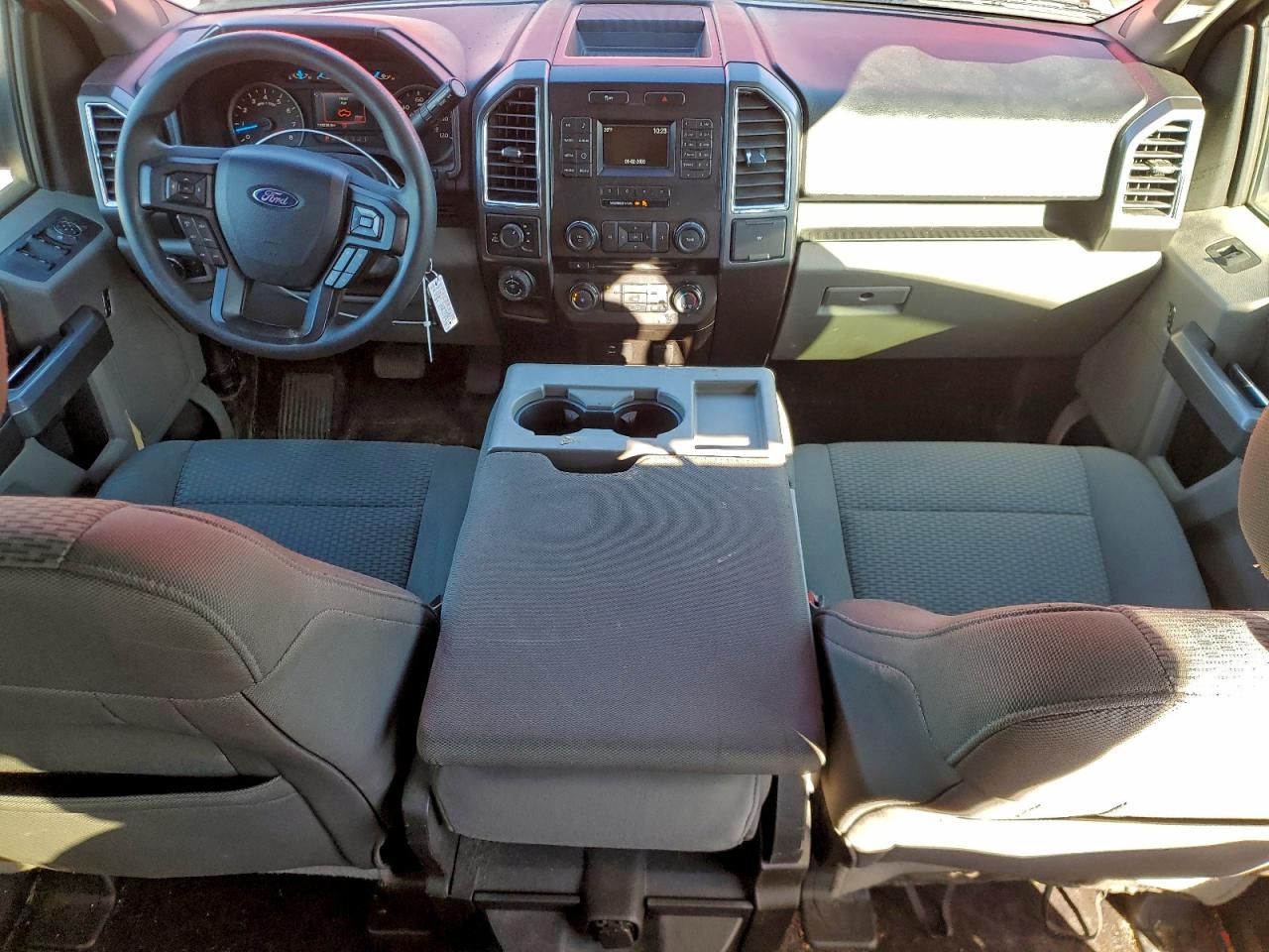 2017 FORD F150 SUPERCREW photo 8