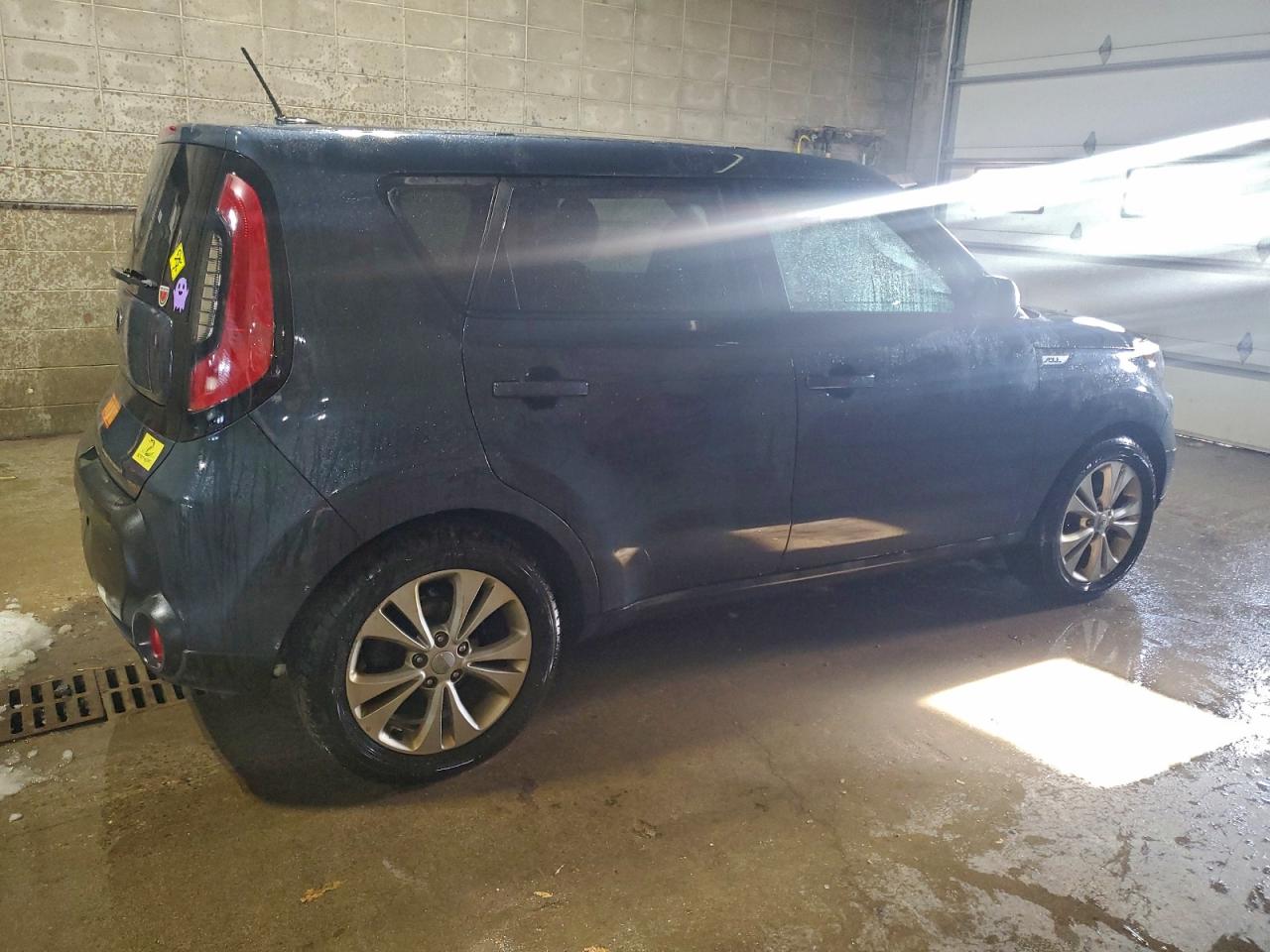 2015 KIA SOUL + photo 3