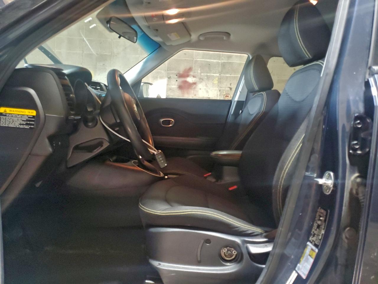2015 KIA SOUL + photo 7
