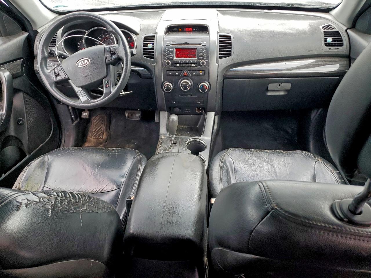 2011 KIA SORENTO BASE photo 8