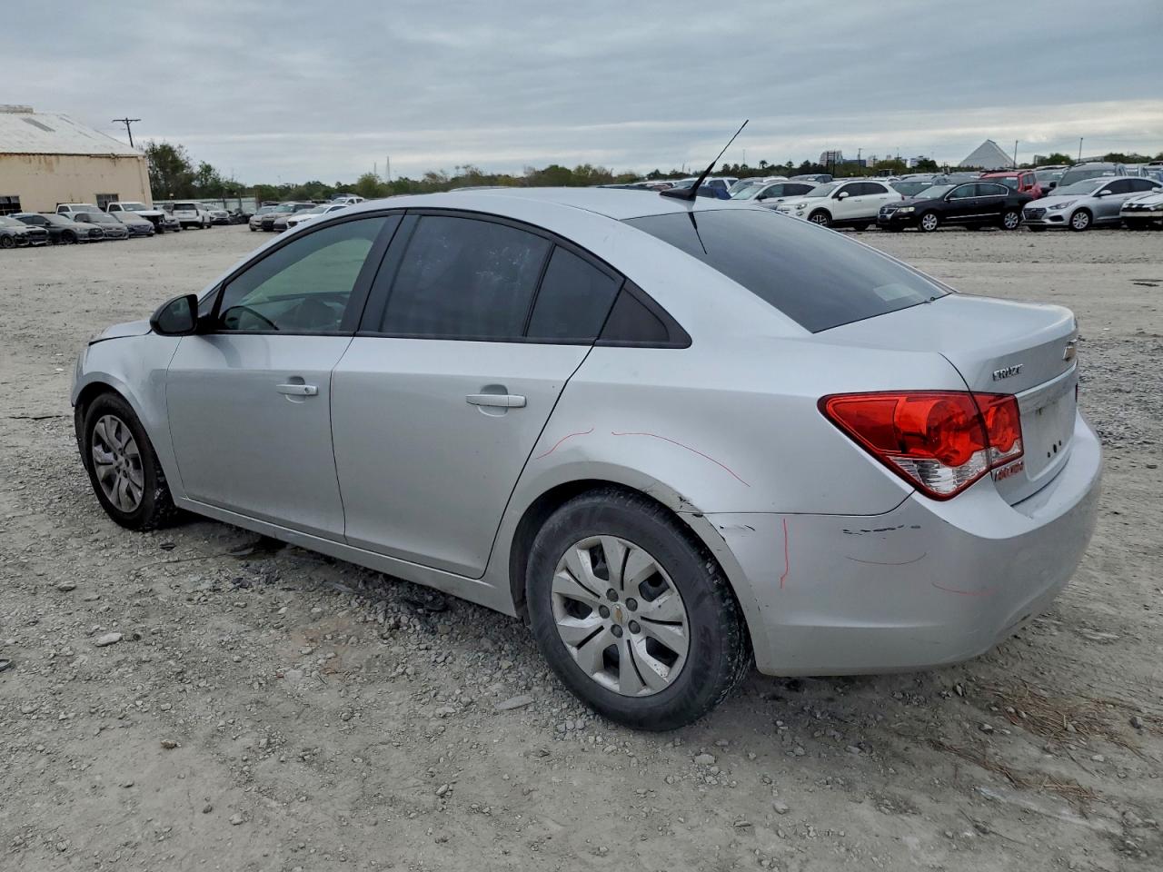 2013 CHEVROLET CRUZE LS photo 2