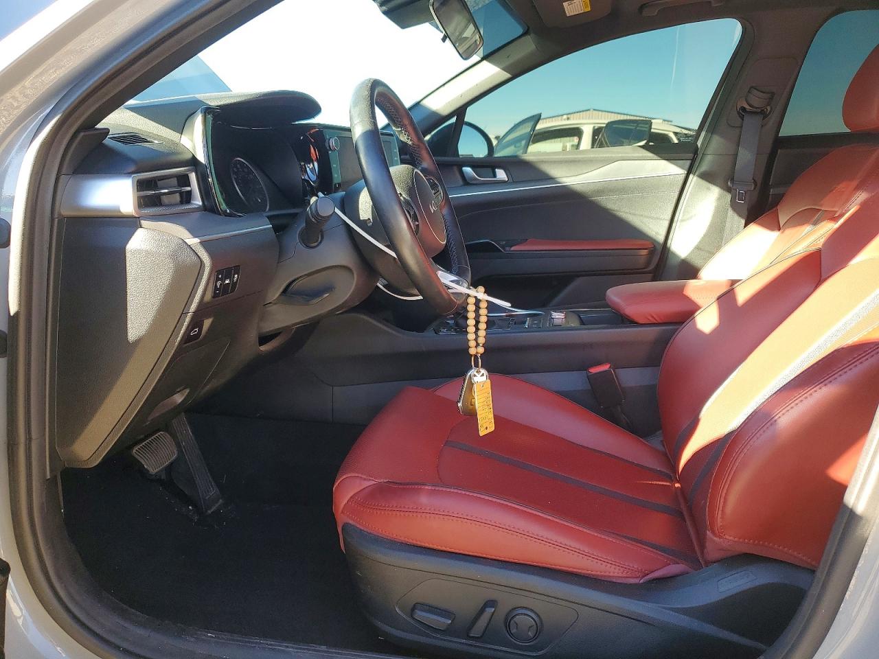 2023 KIA K5 GT LINE photo 7