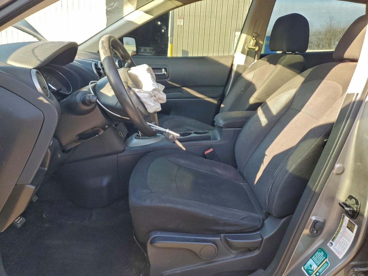2011 NISSAN ROGUE S photo 7