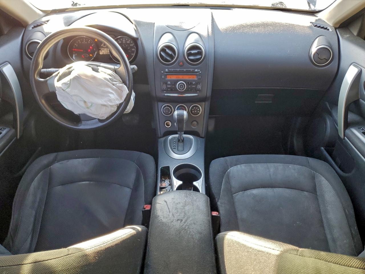 2011 NISSAN ROGUE S photo 8