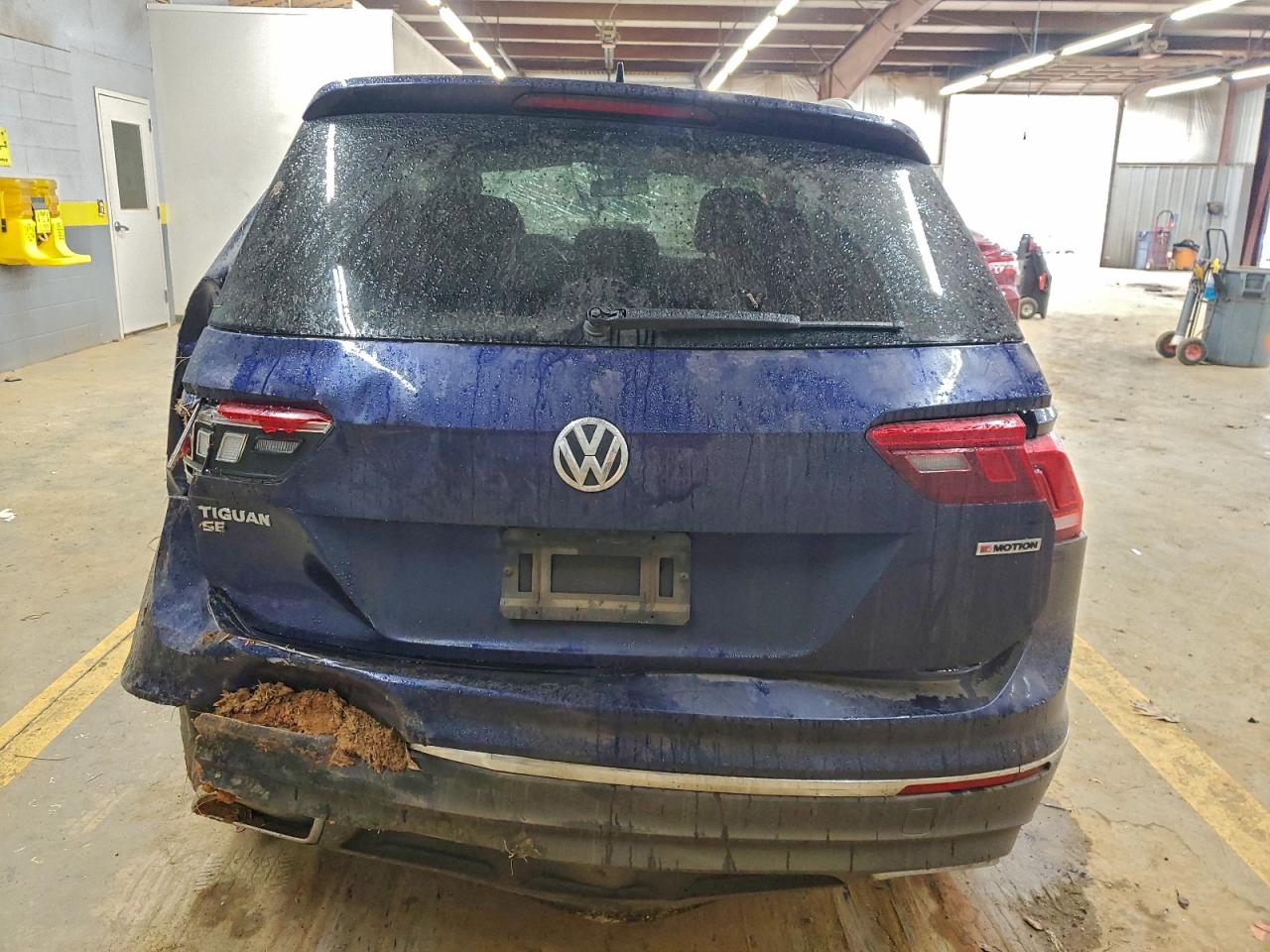 2021 VOLKSWAGEN TIGUAN SE photo 6