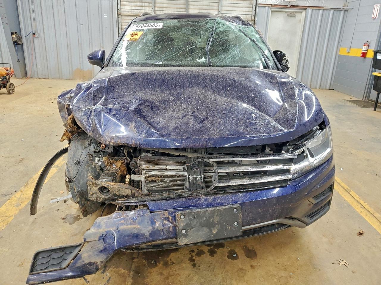 2021 VOLKSWAGEN TIGUAN SE photo 5