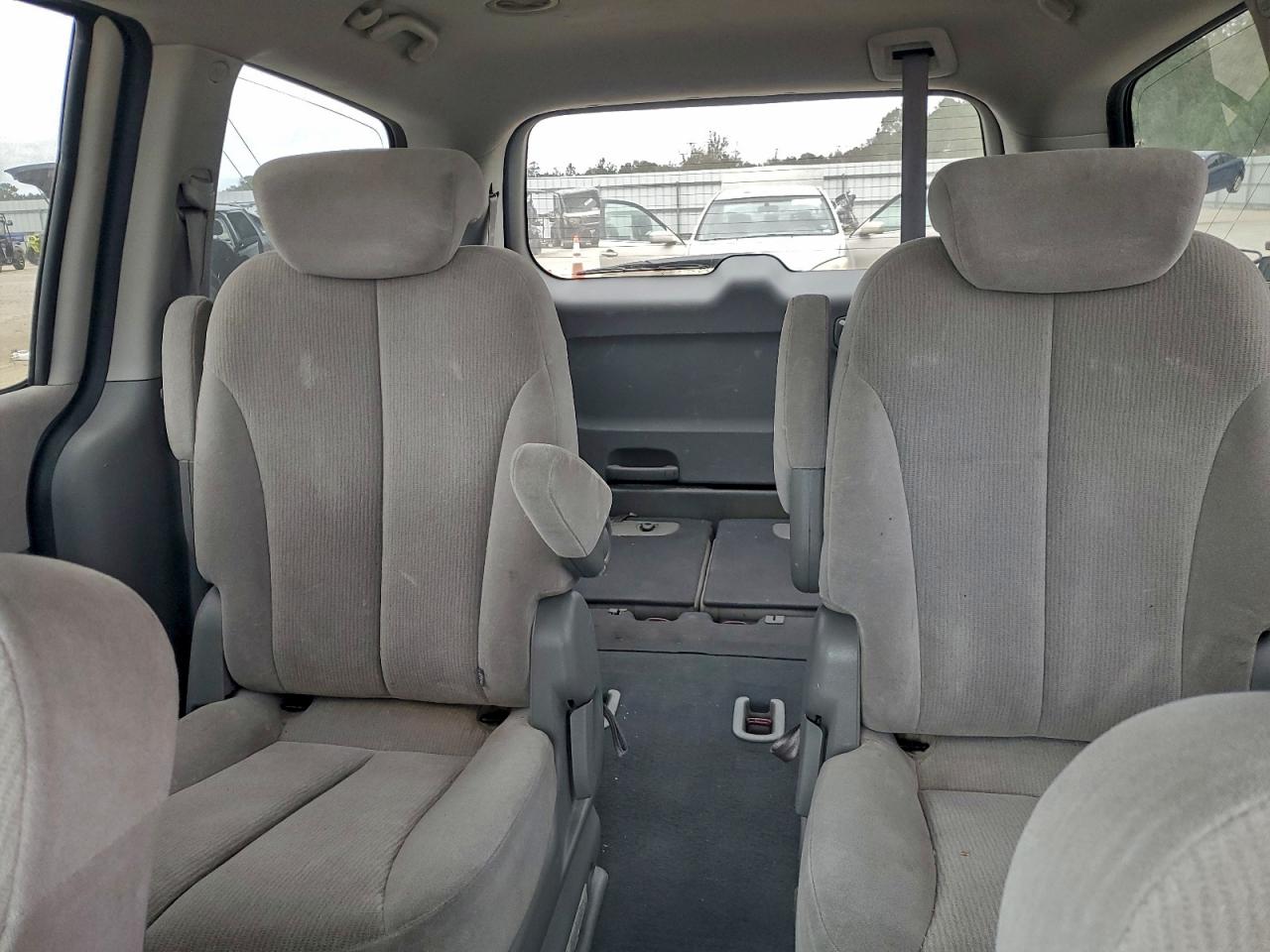 2008 KIA SEDONA EX photo 28