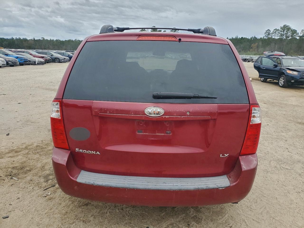 2008 KIA SEDONA EX photo 16