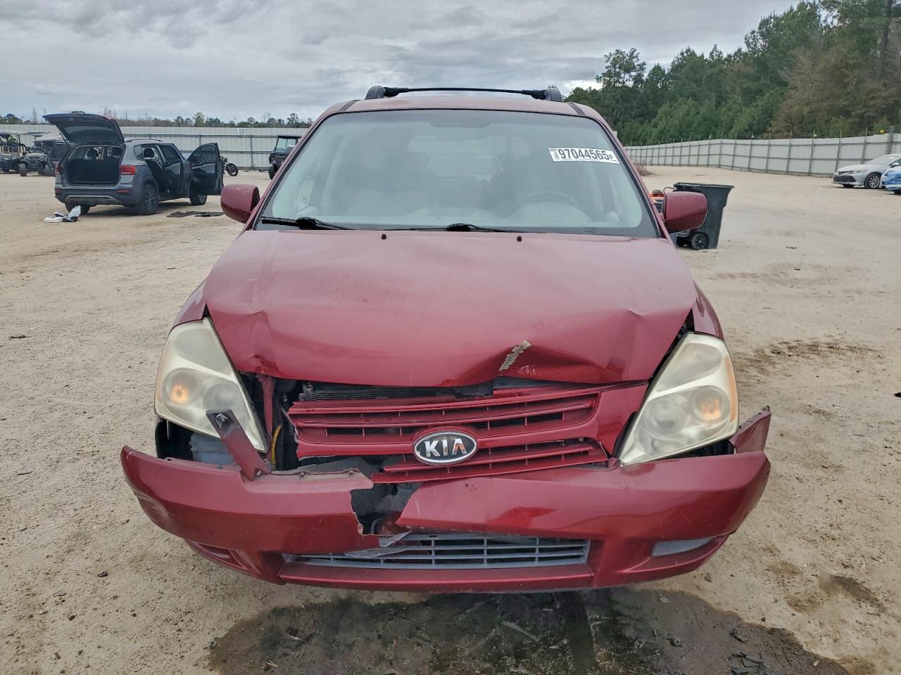 2008 KIA SEDONA EX photo 13