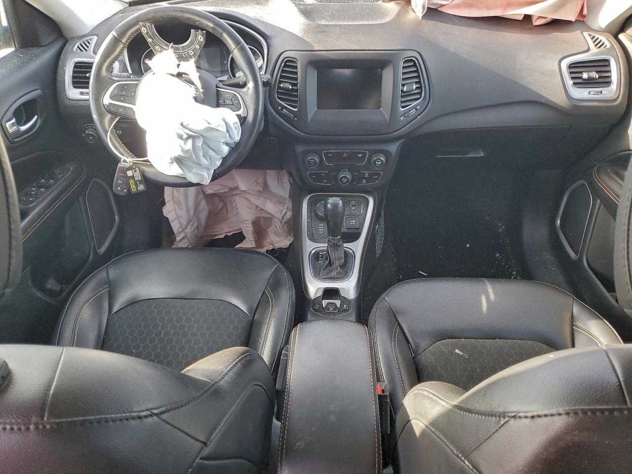 2019 JEEP COMPASS LATITUDE photo 22