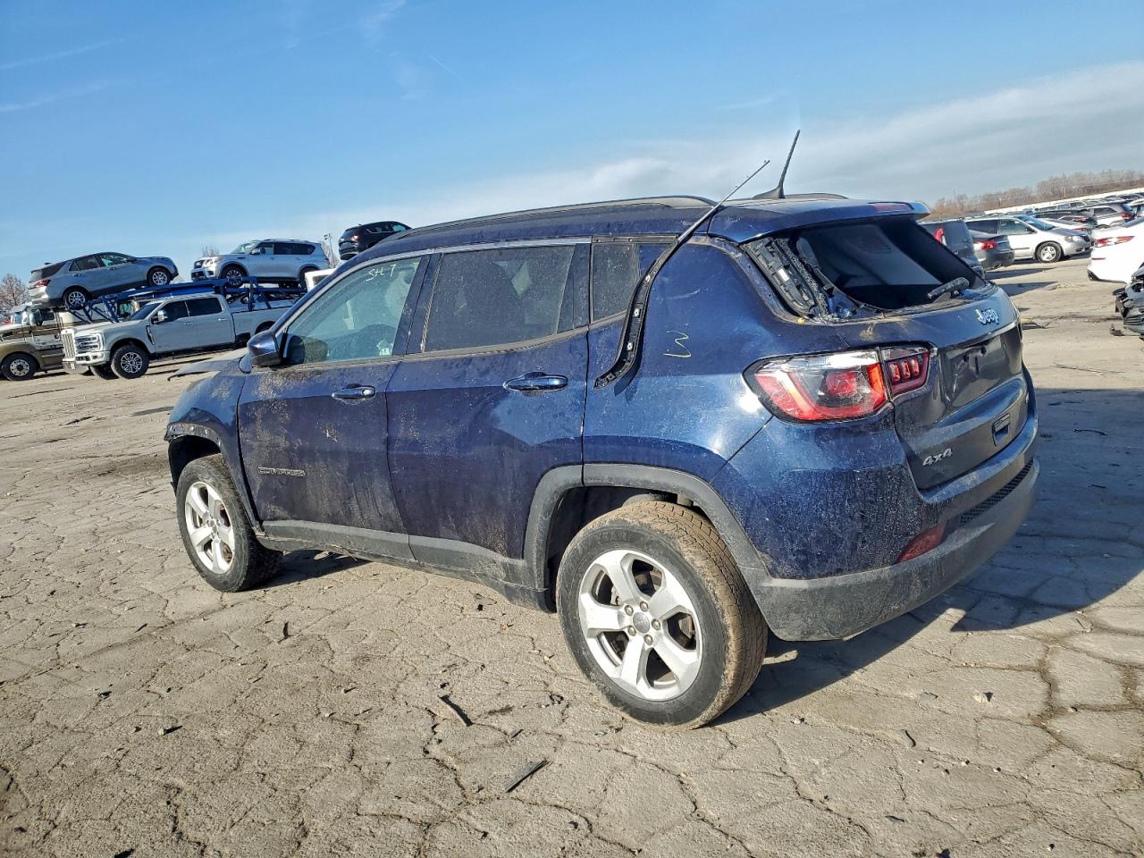 2019 JEEP COMPASS LATITUDE photo 4