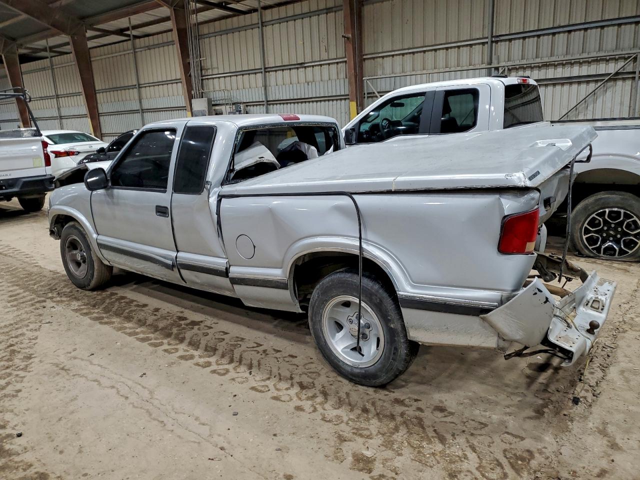 1996 CHEVROLET S TRUCK S10 photo 5