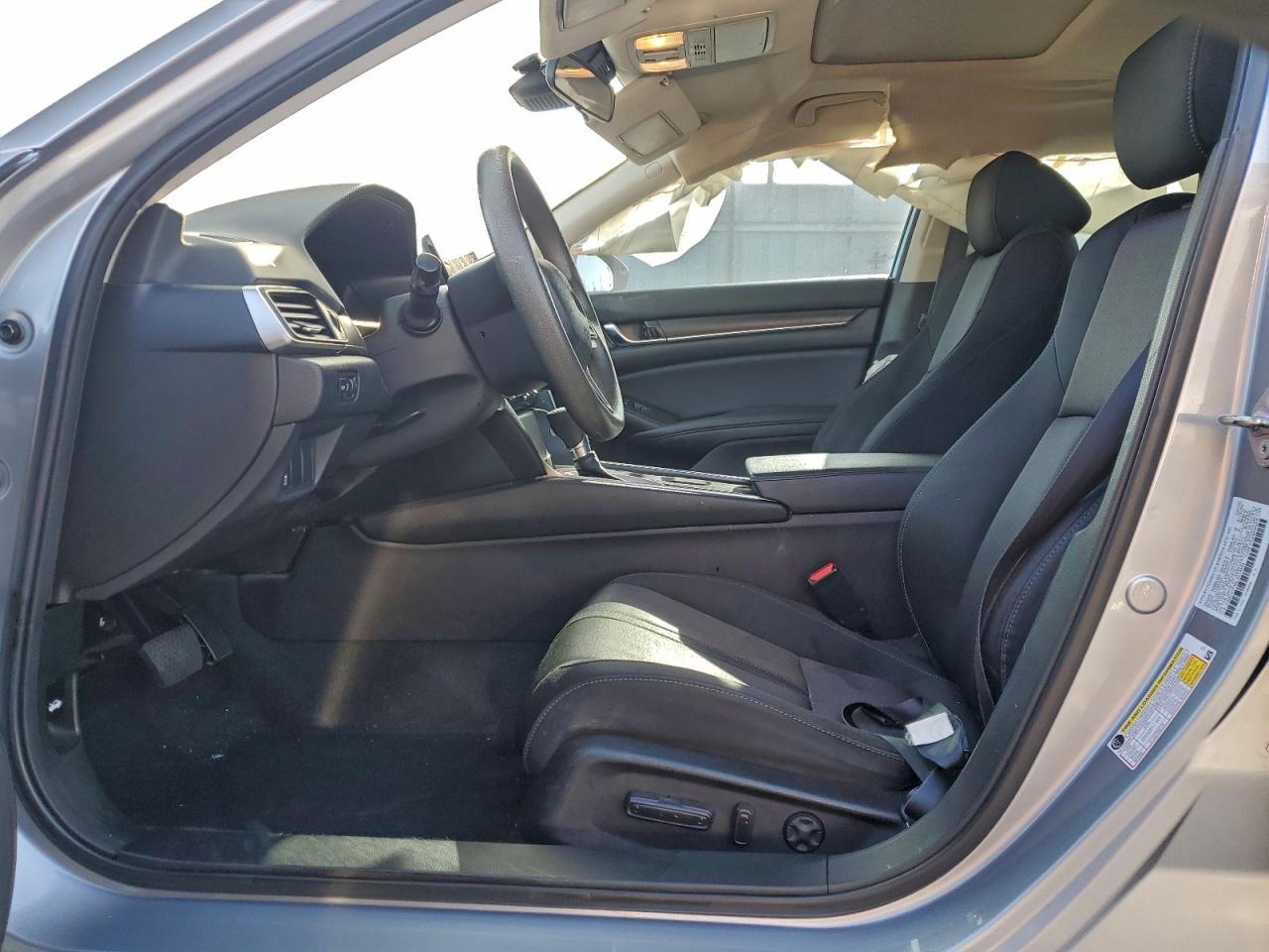 2020 HONDA ACCORD EX photo 7