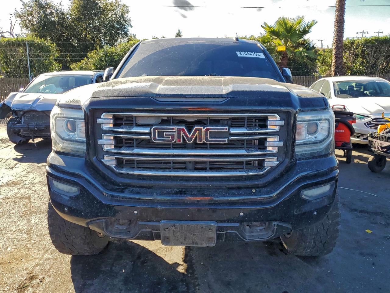 2017 GMC SIERRA K1500 SLT photo 5