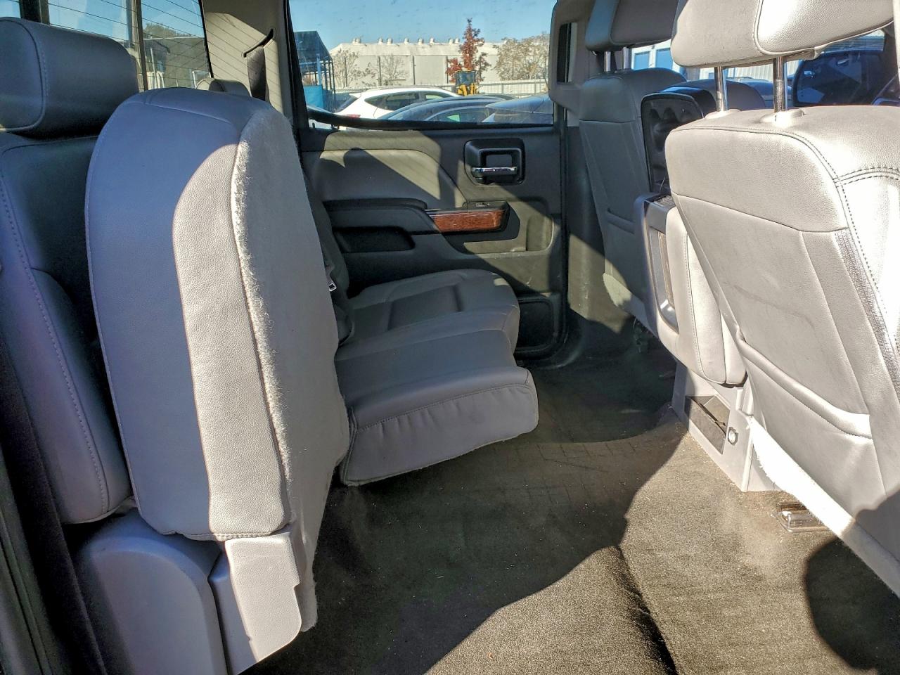 2017 GMC SIERRA K1500 SLT photo 10