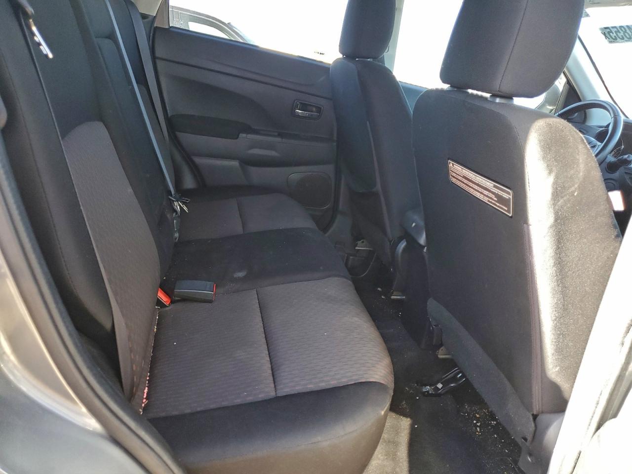 2017 MITSUBISHI OUTLANDER SPORT ES photo 10