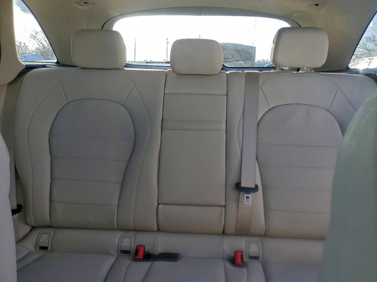 2018 MERCEDES-BENZ GLC 300 photo 19