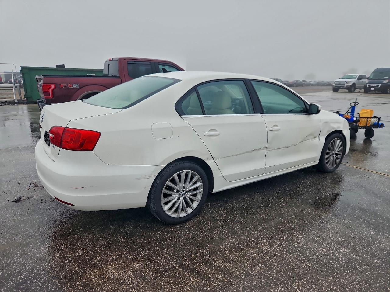 2013 VOLKSWAGEN JETTA TDI photo 5
