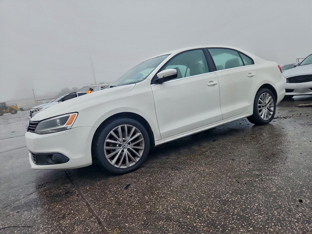 2013 VOLKSWAGEN JETTA