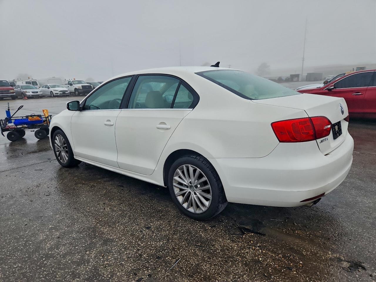 2013 VOLKSWAGEN JETTA TDI photo 3