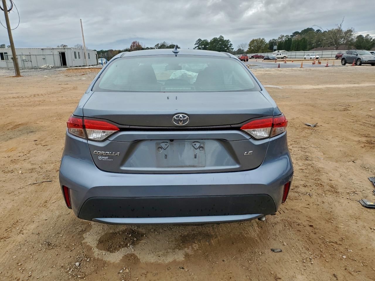 2021 TOYOTA COROLLA LE photo 6