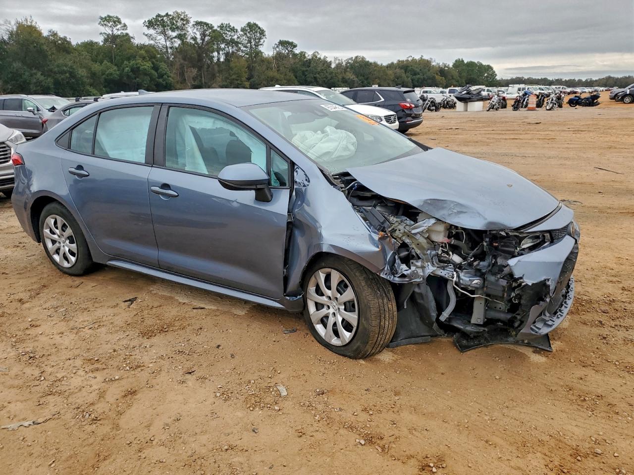 2021 TOYOTA COROLLA LE photo 4