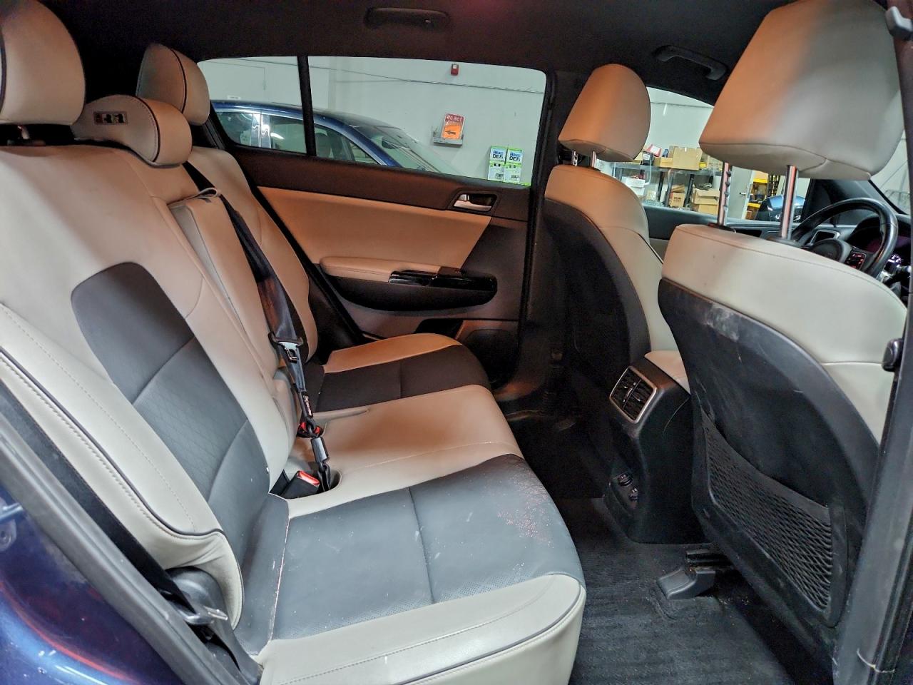 2018 KIA SPORTAGE EX photo 21