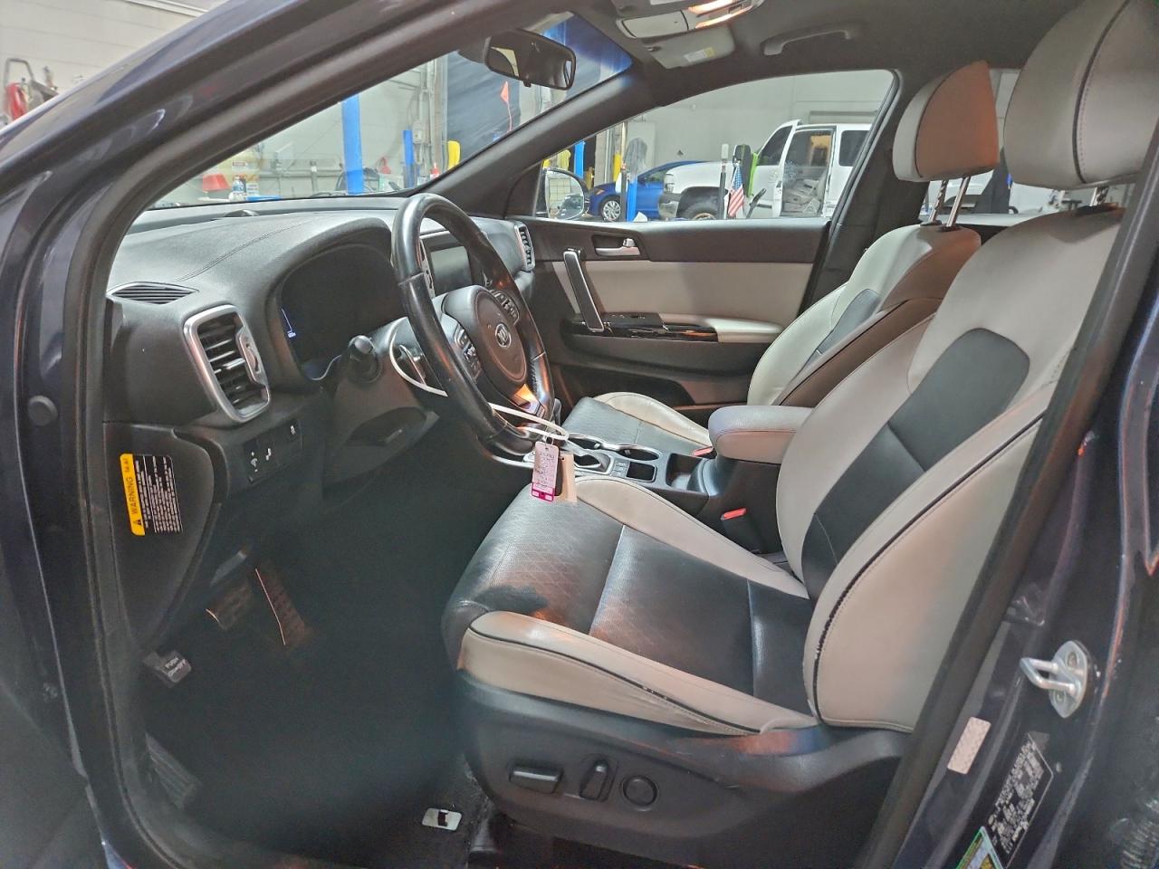 2018 KIA SPORTAGE EX photo 13