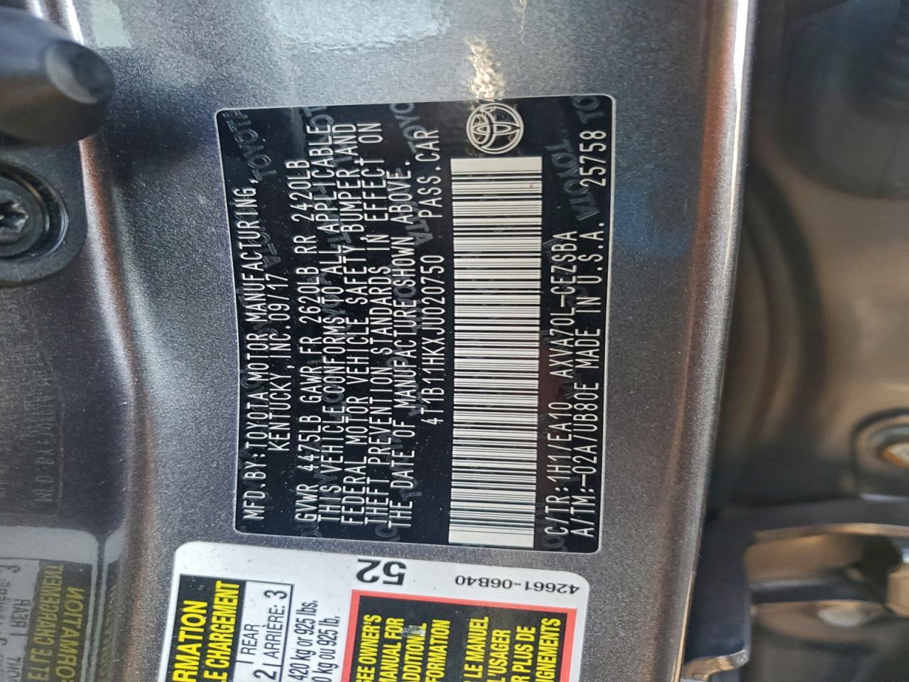 2018 TOYOTA CAMRY L photo 25