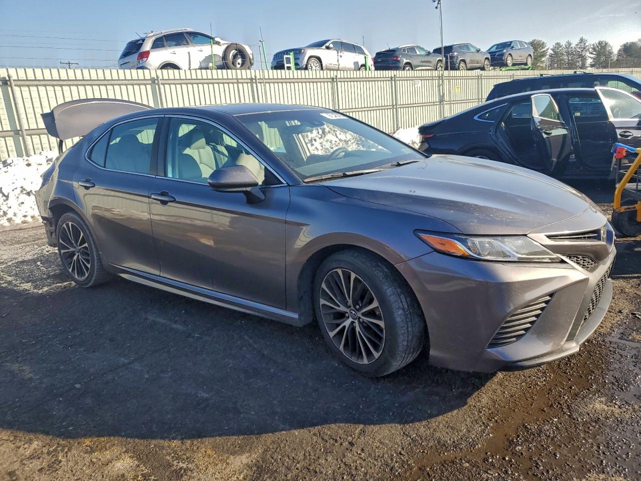 2018 TOYOTA CAMRY L photo 7