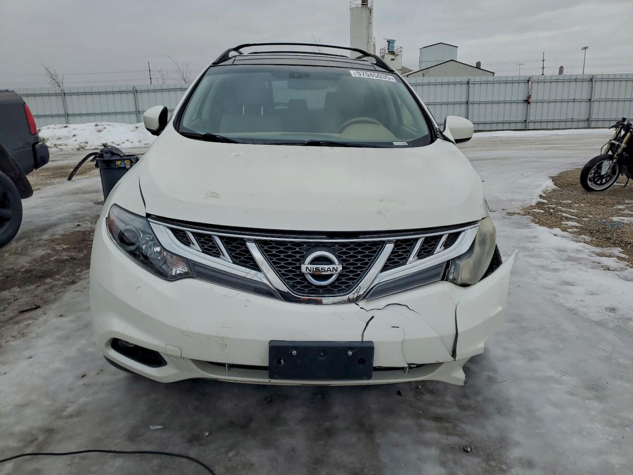 2014 NISSAN MURANO S photo 5