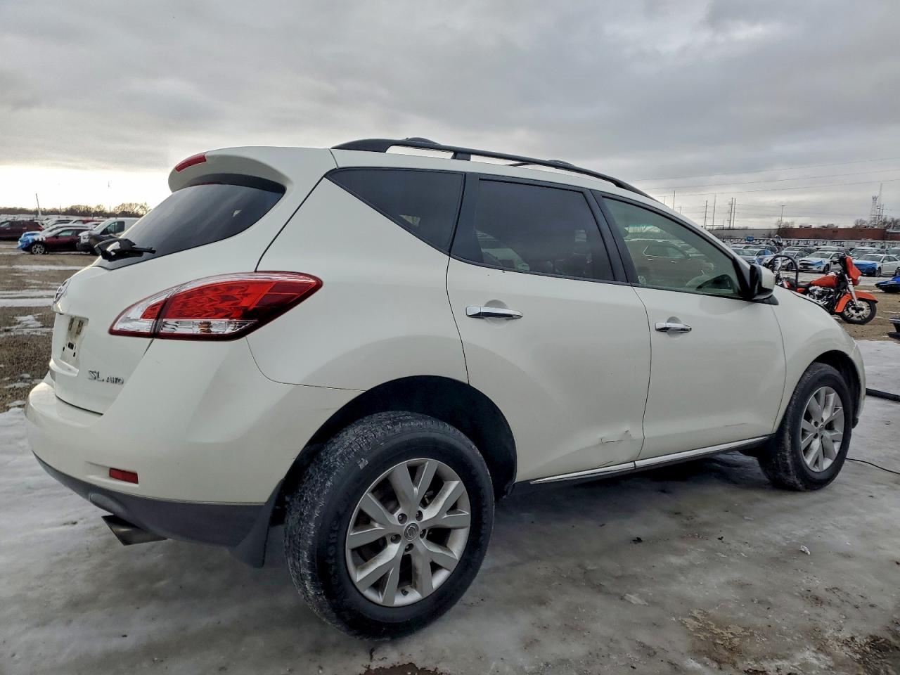 2014 NISSAN MURANO S photo 3