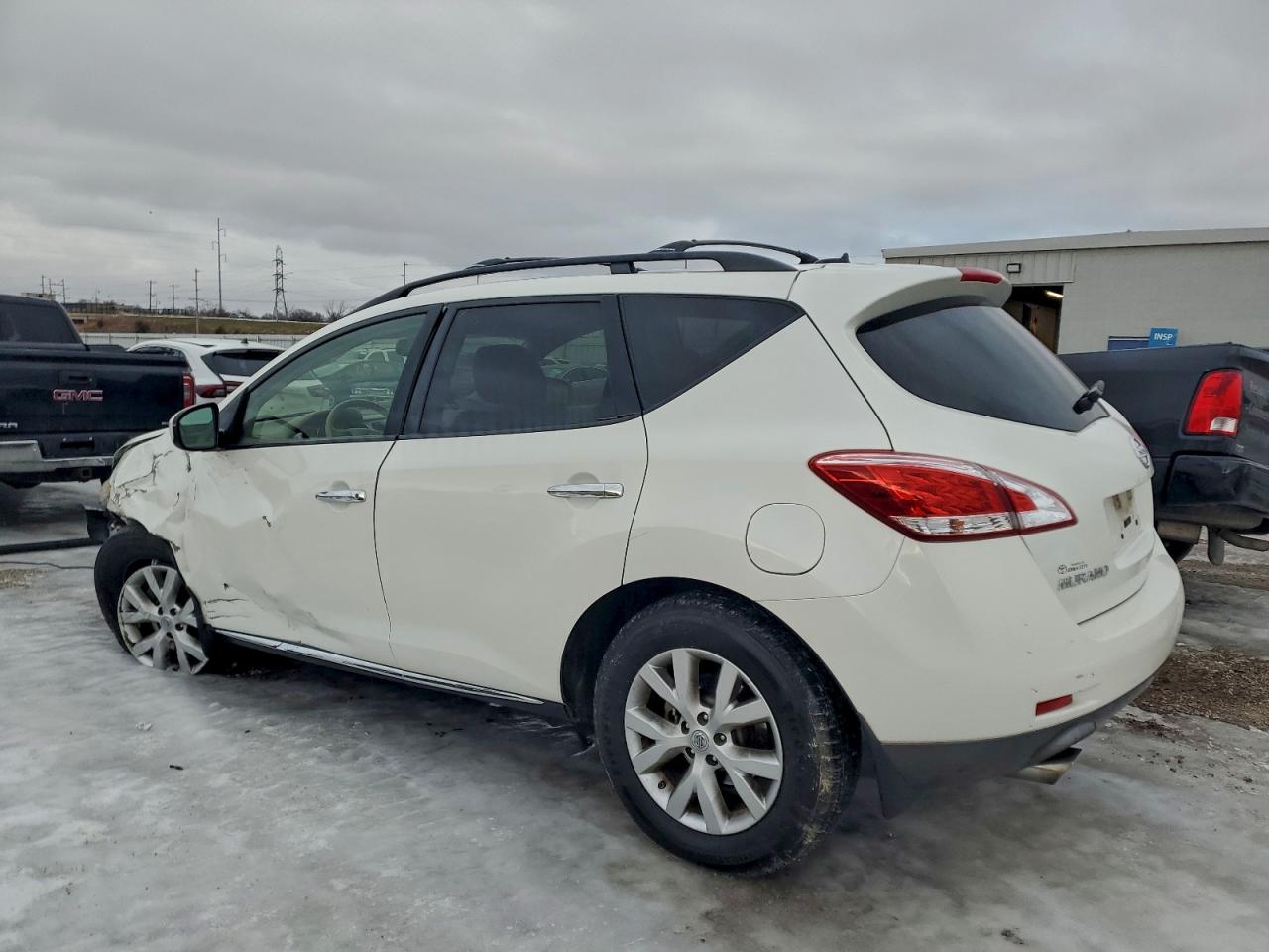 2014 NISSAN MURANO S photo 2