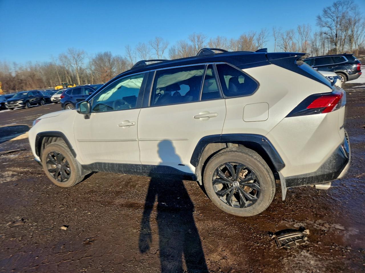2025 TOYOTA RAV4 XSE photo 2