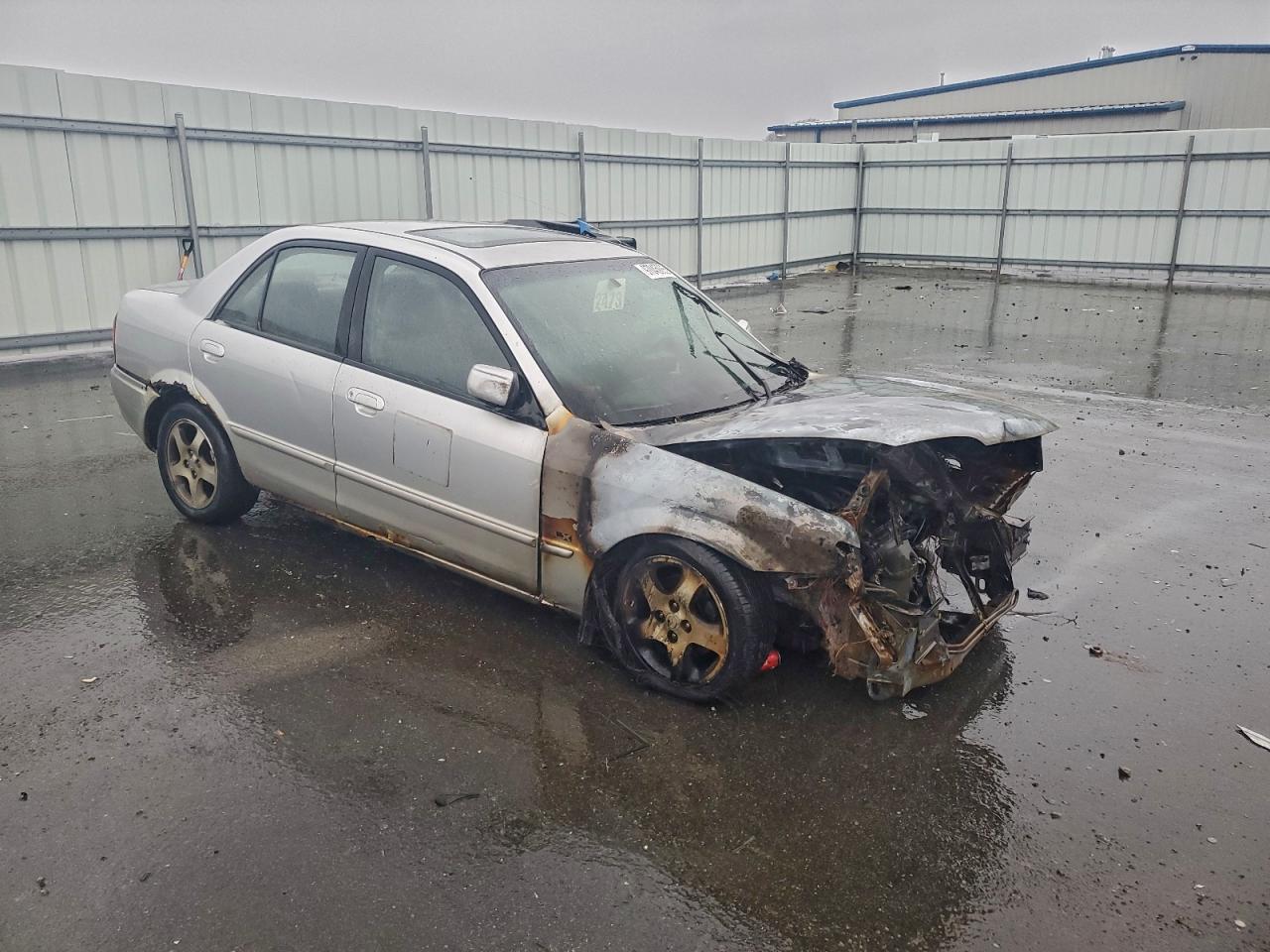 2002 MAZDA PROTEGE DX photo 4