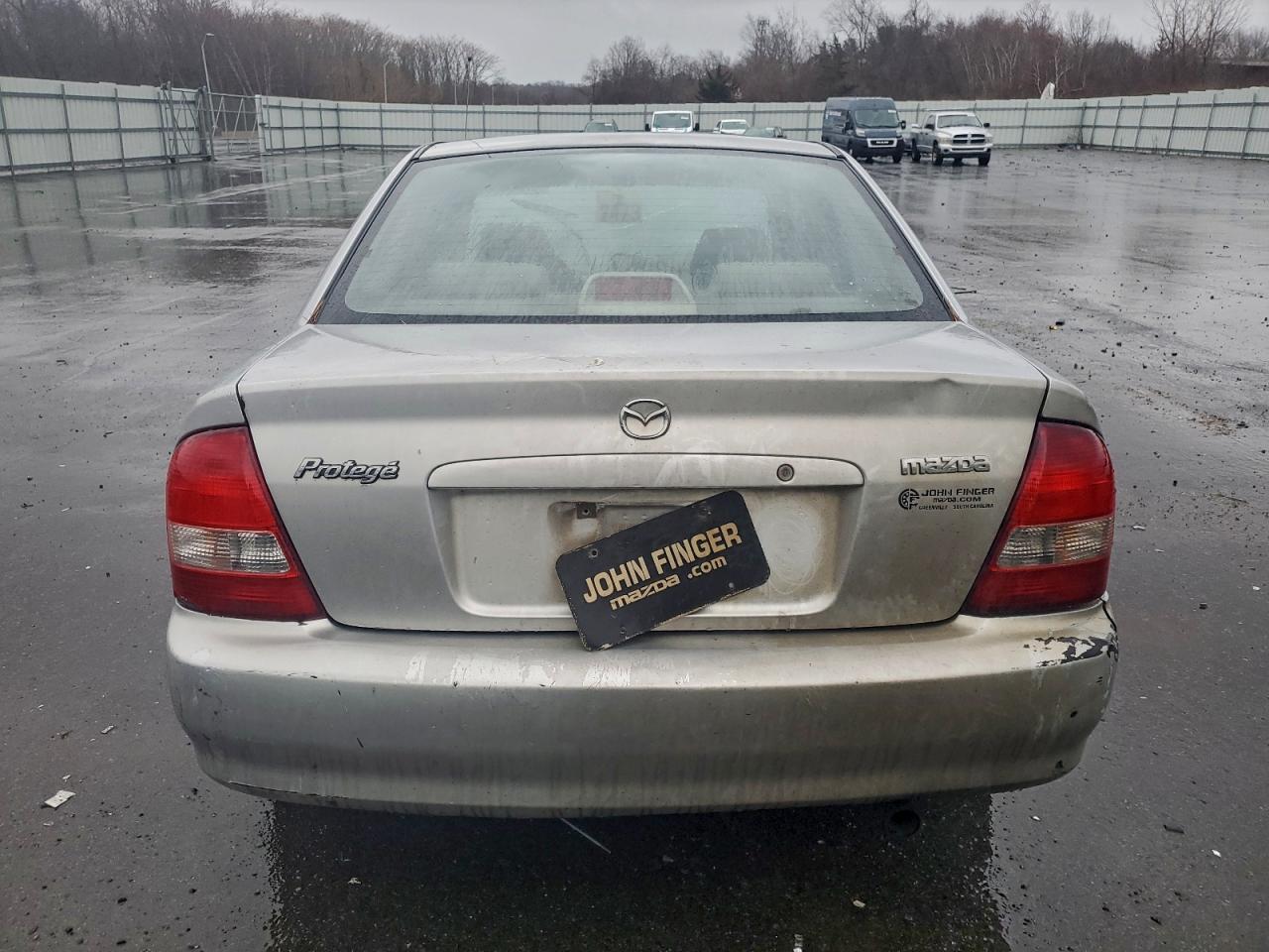 2002 MAZDA PROTEGE DX photo 6
