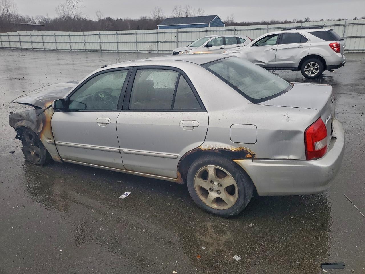2002 MAZDA PROTEGE DX photo 2