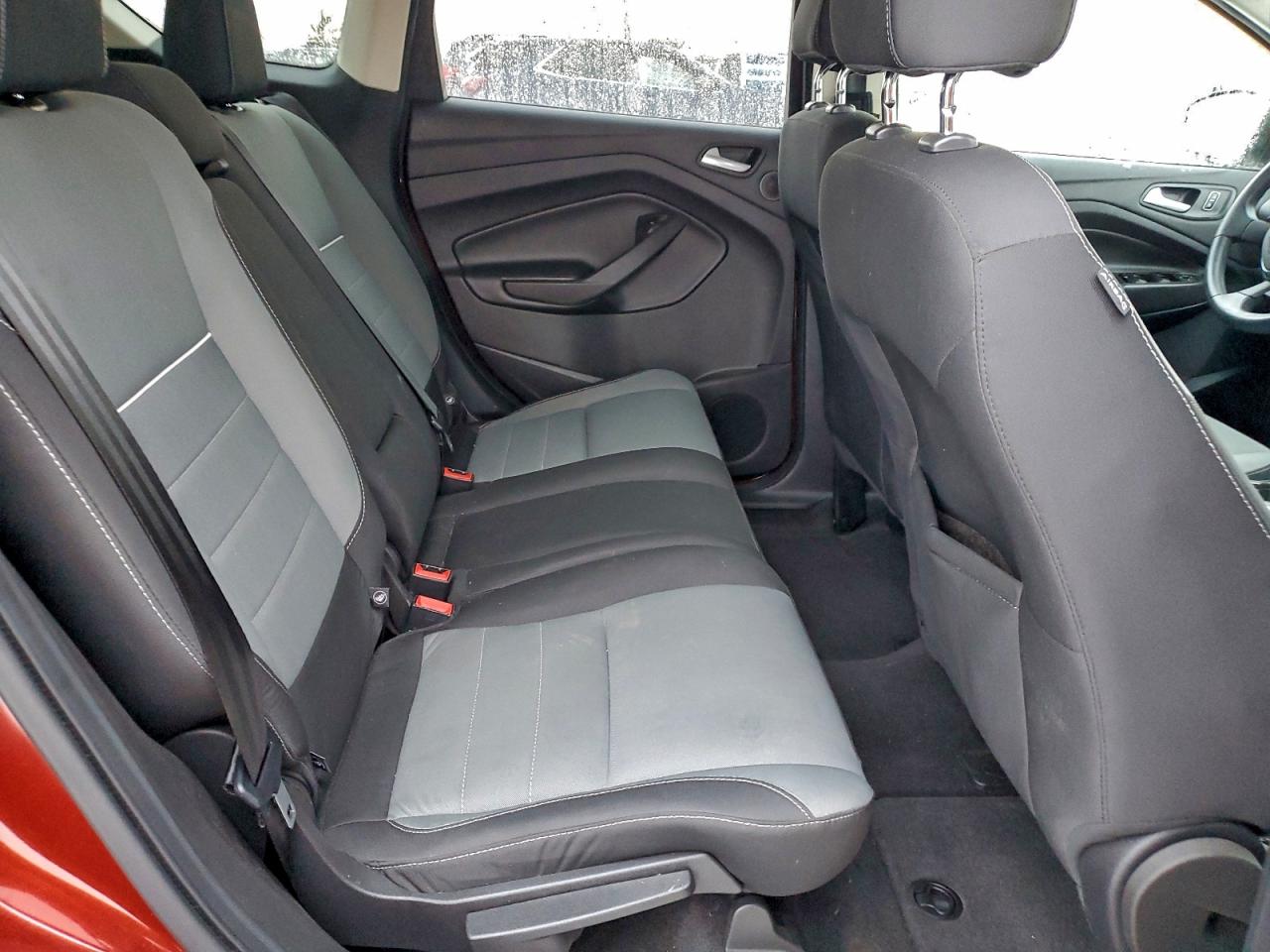 2014 FORD ESCAPE SE photo 11