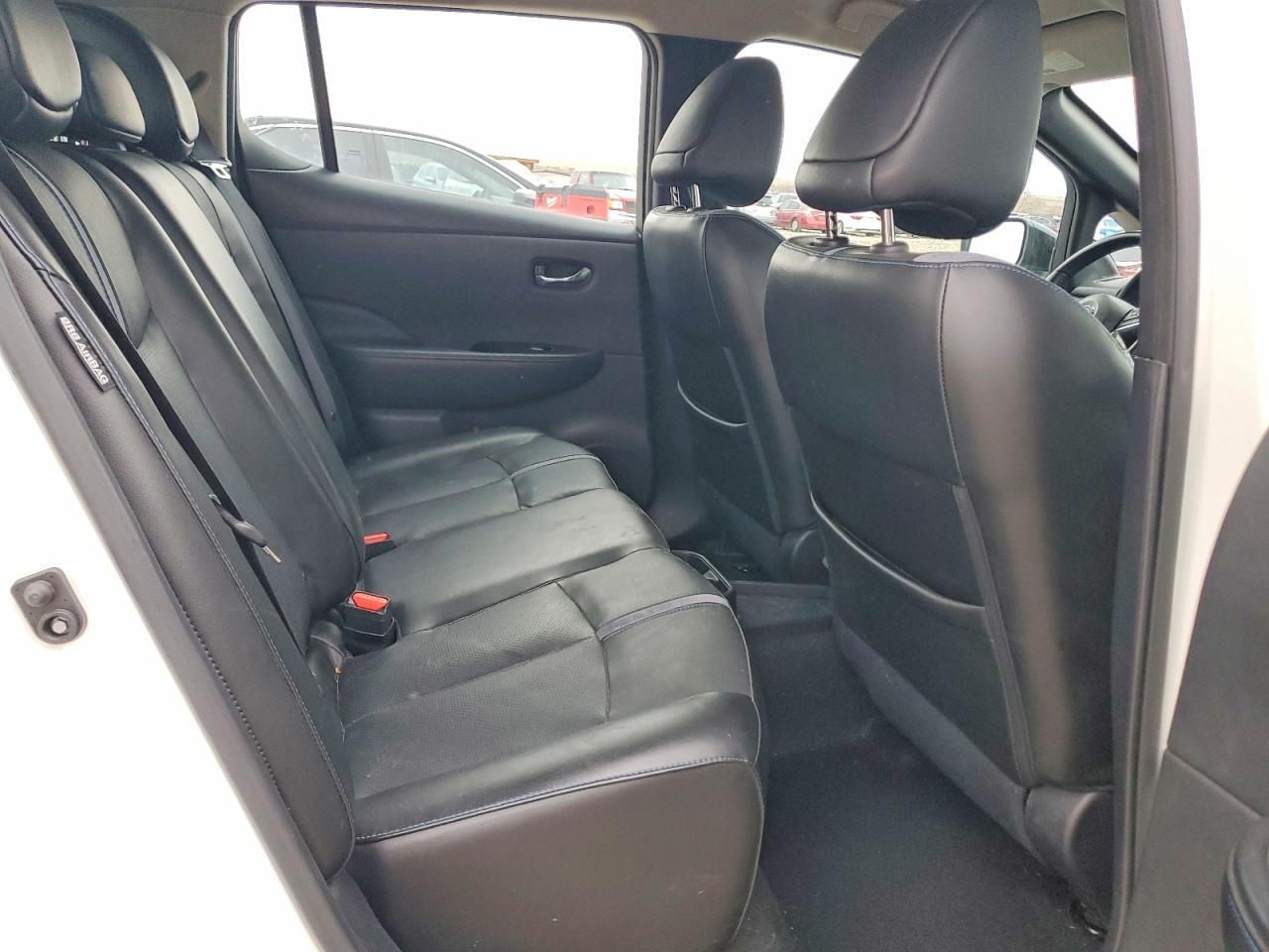 2021 NISSAN LEAF SL PLUS photo 10
