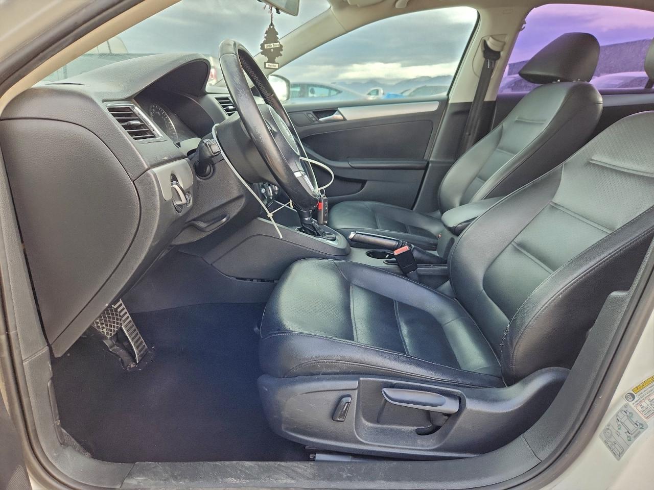 2013 VOLKSWAGEN JETTA SE photo 7