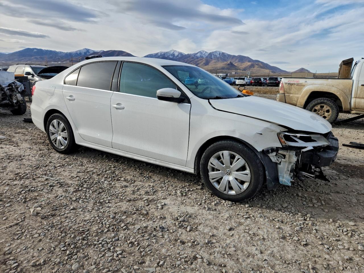 2013 VOLKSWAGEN JETTA SE photo 4