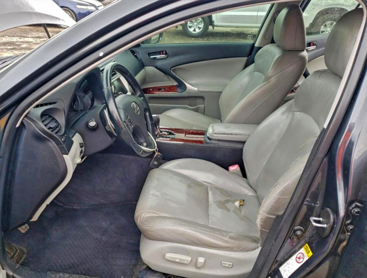 2008 LEXUS IS 350 photo 19