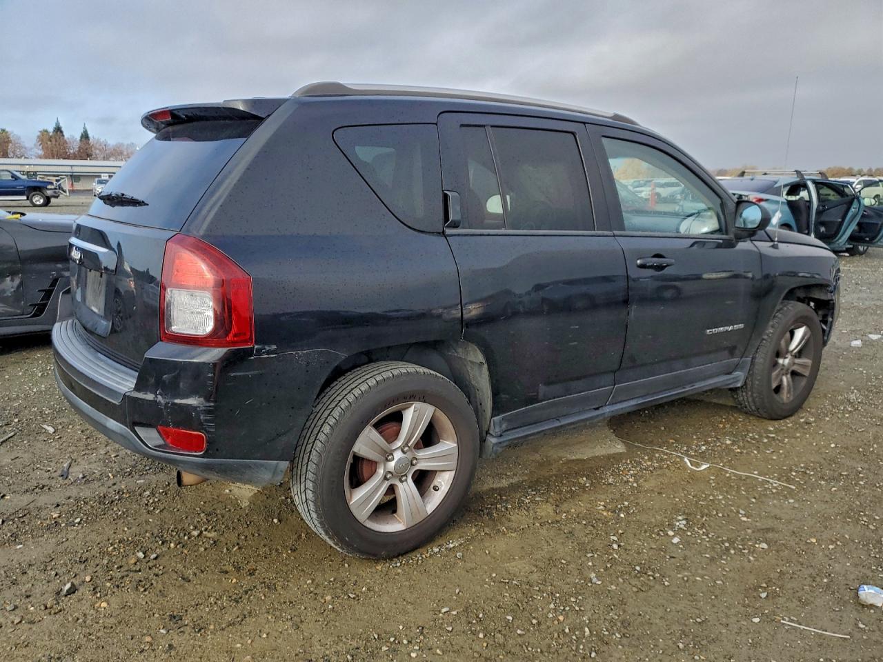 2014 JEEP COMPASS SPORT photo 3
