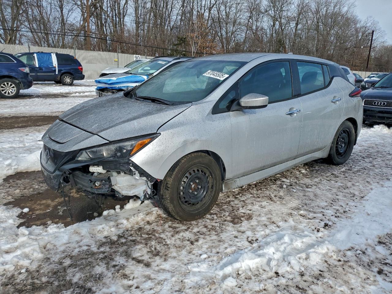 2023 NISSAN LEAF