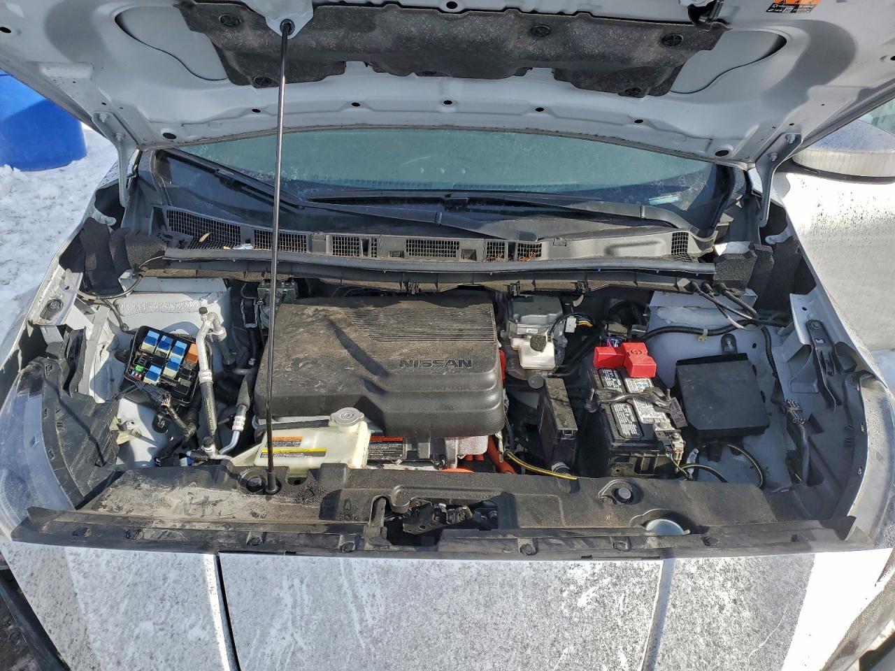 2023 NISSAN LEAF S photo 12