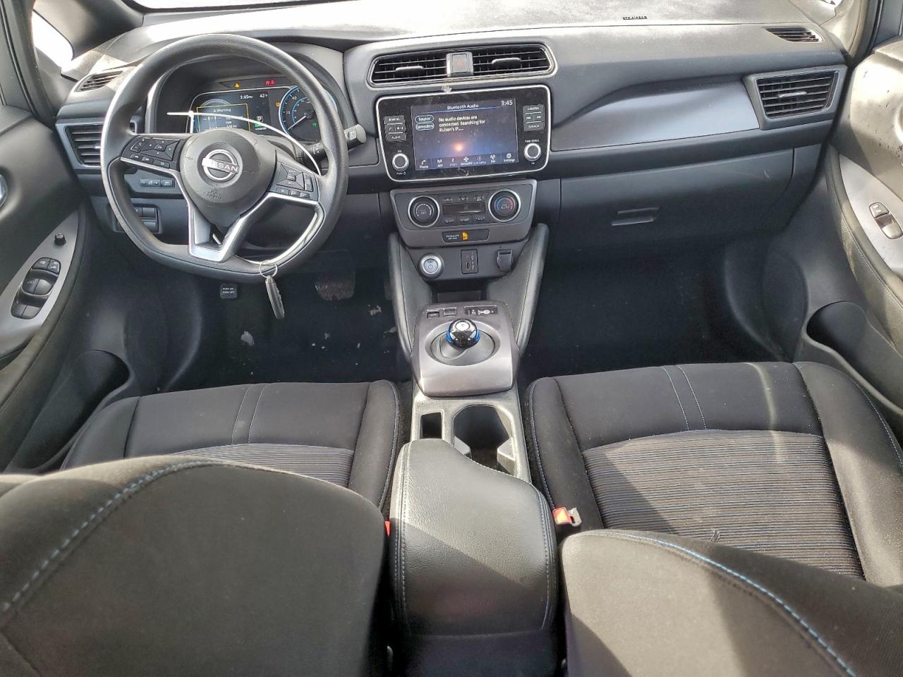 2023 NISSAN LEAF S photo 8