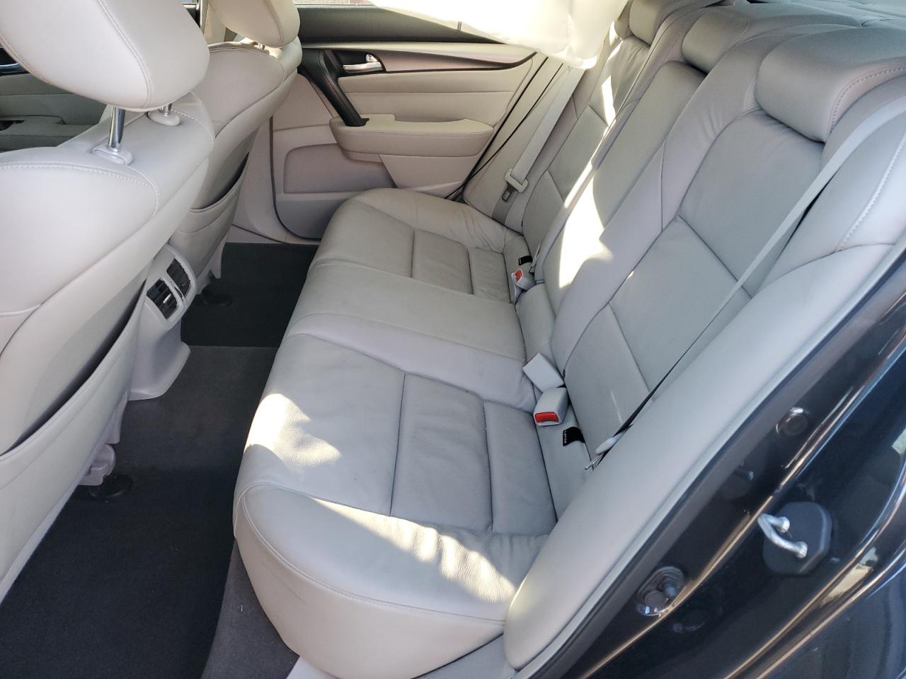 2012 ACURA TL photo 19