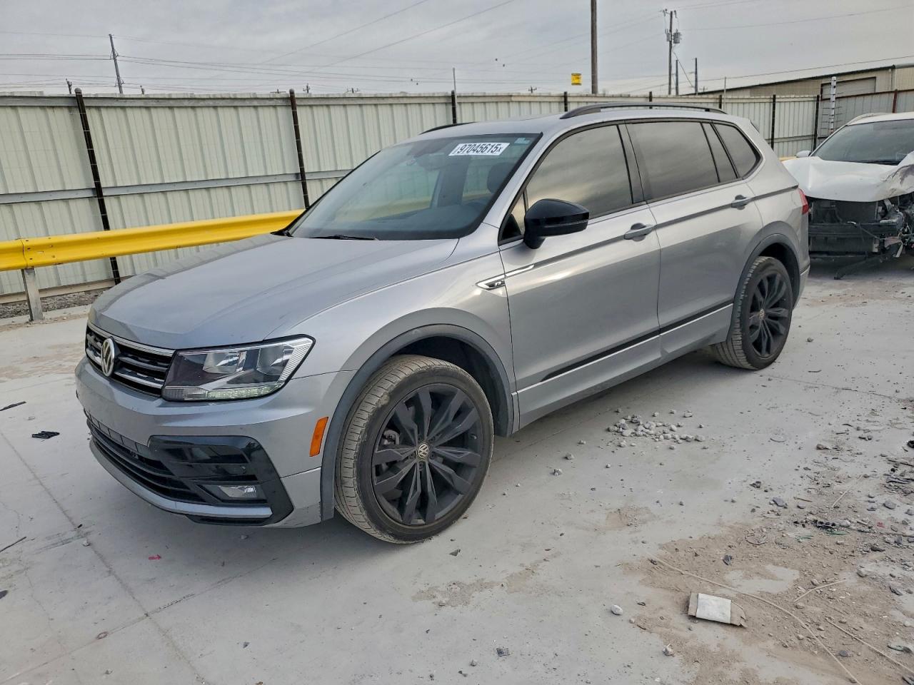2021 VOLKSWAGEN TIGUAN