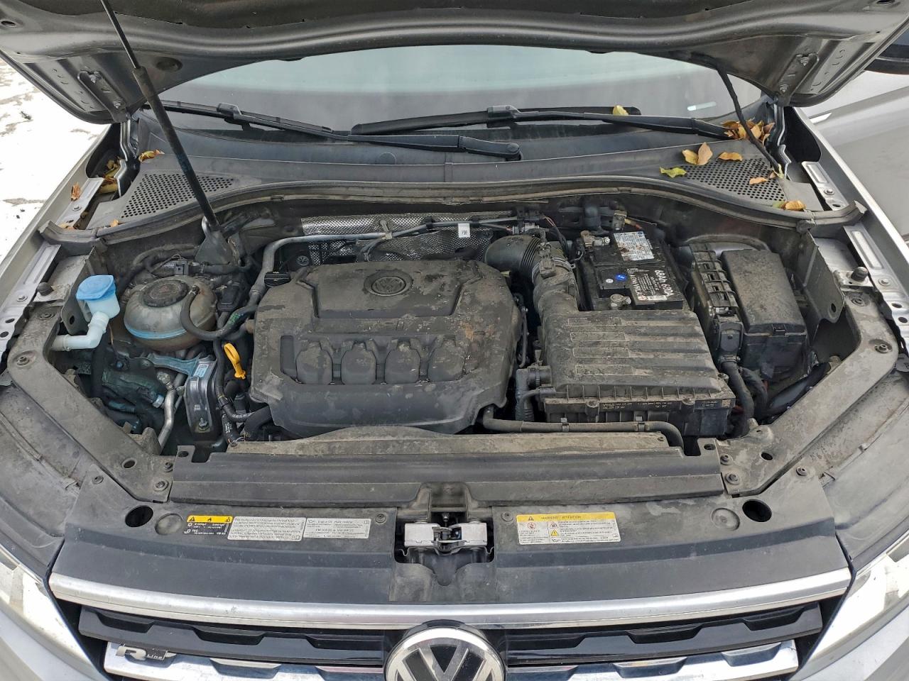 2021 VOLKSWAGEN TIGUAN SE photo 12