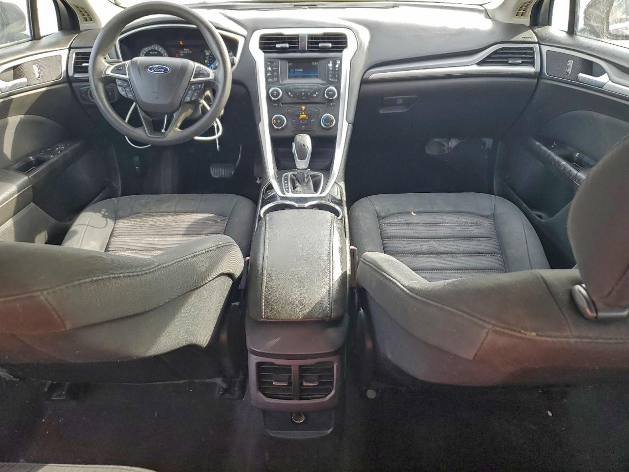 2016 FORD FUSION SE photo 15